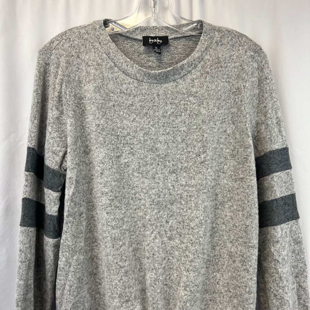 By & By Women’s Knotted Hem Pullover Sweater Gray Size XL Soft - Picture 2 of 8